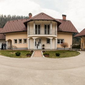 Ureditev dvorišča